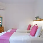 Vali Aparthotel